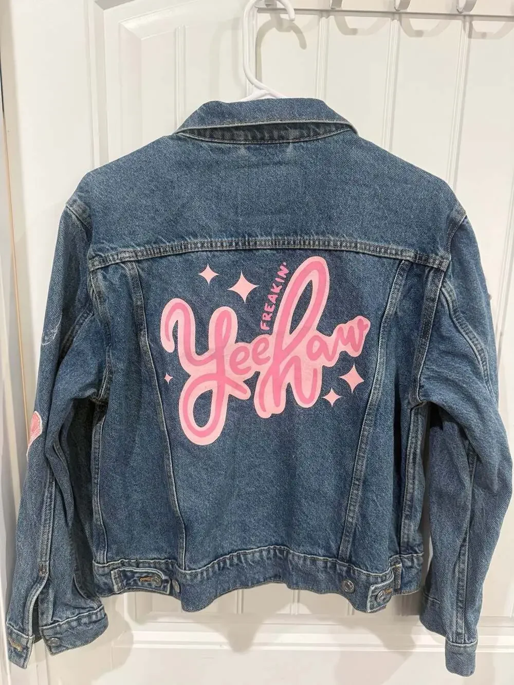 Levi’s Medium Denim Trucker Jacket Custom Yeehaw Rodeo Western Nashville Pink M